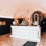 Sant'angelo, - Small Luxury 5*